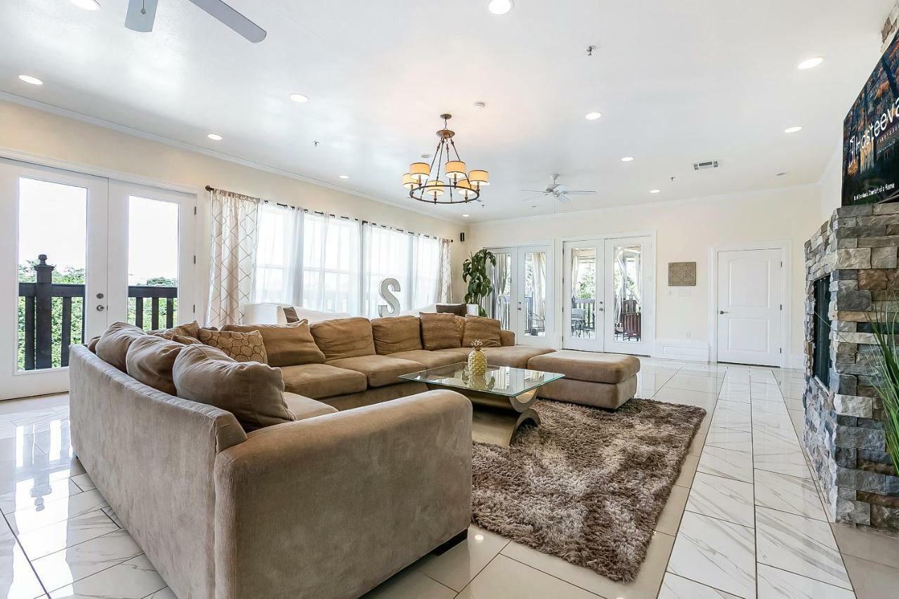 Spacious 4Bd Luxury Penthouse With Balcony New Orleans Buitenkant foto